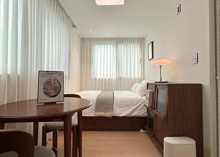 Appartement 연남홍대신촌공항철도3베드짐보관주차테라스 *
